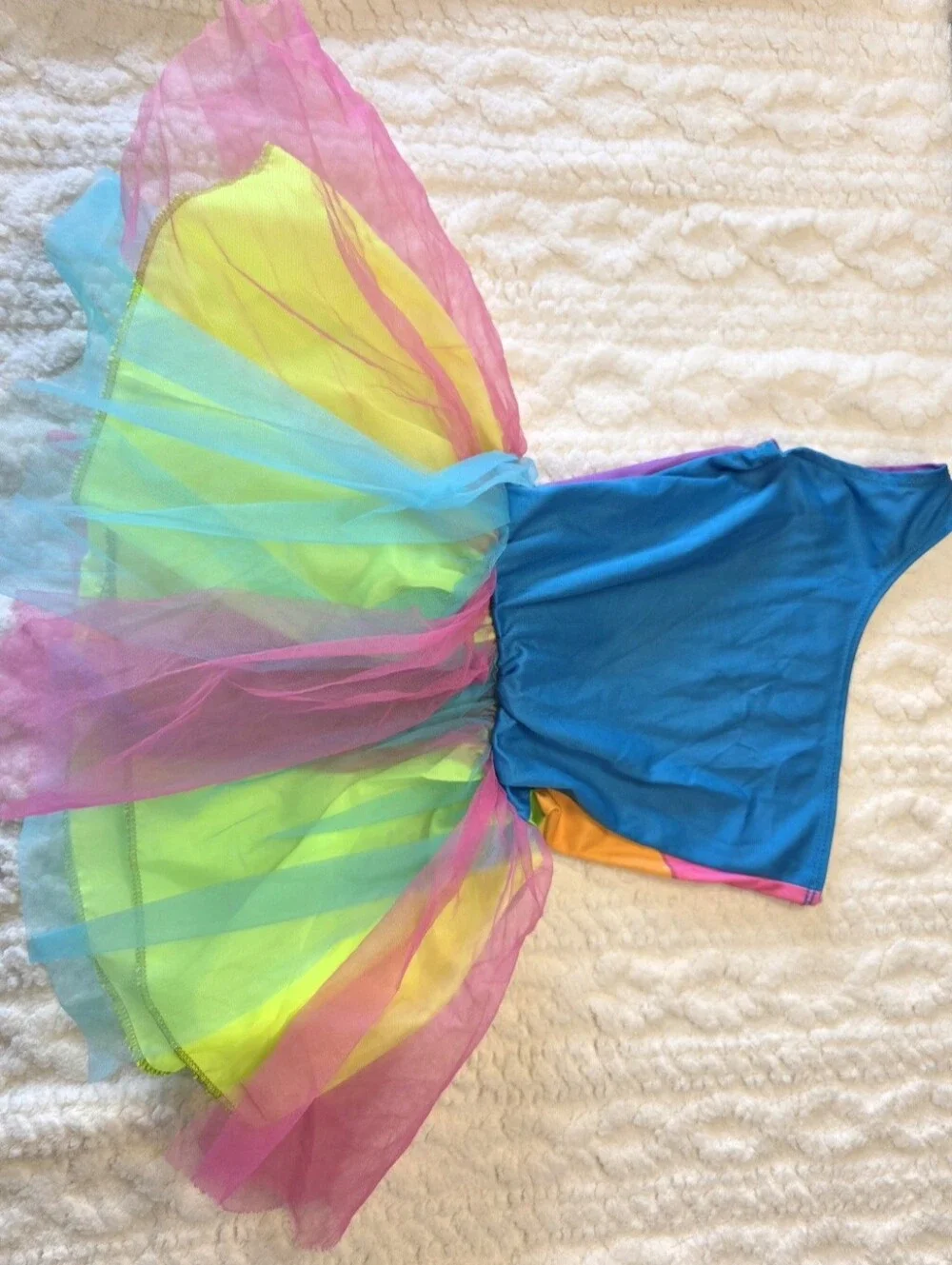 global fantasies bright rainbow